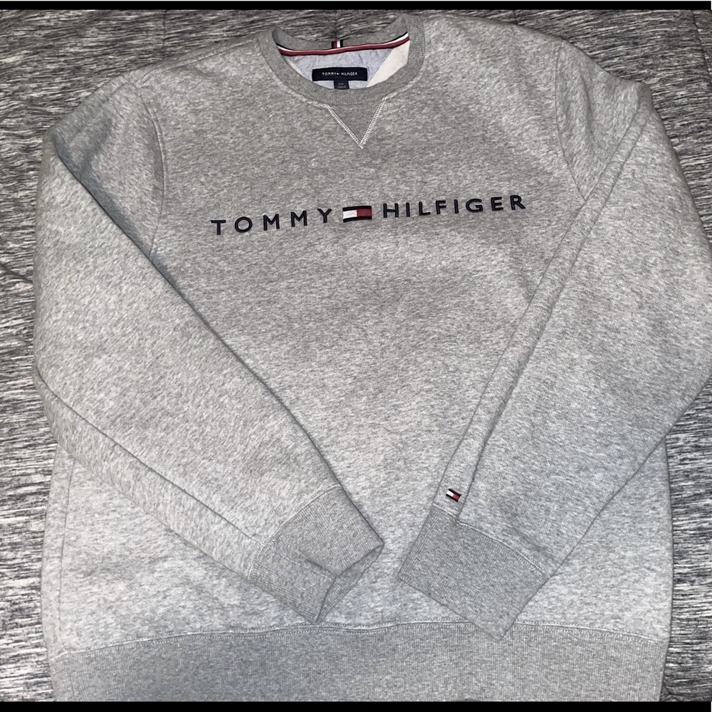 Gray Tommy Hilfiger Crewneck